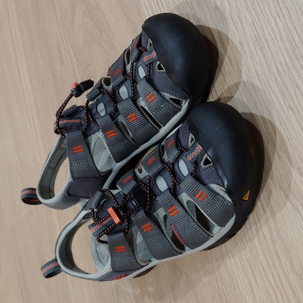 Men's Keen Newport H2 Waterproof Hiking Sandals
